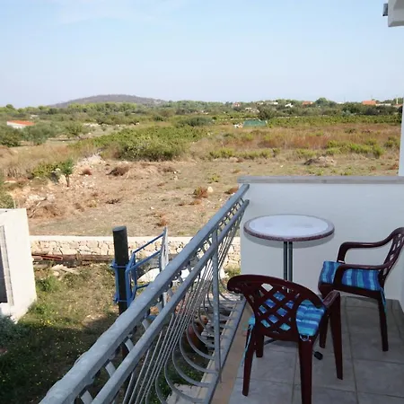 ゲストハウス Triple Gornje Selo 5170e